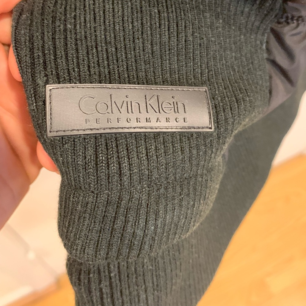 Calvin Klein Performance Vest - Picture 4 of 8